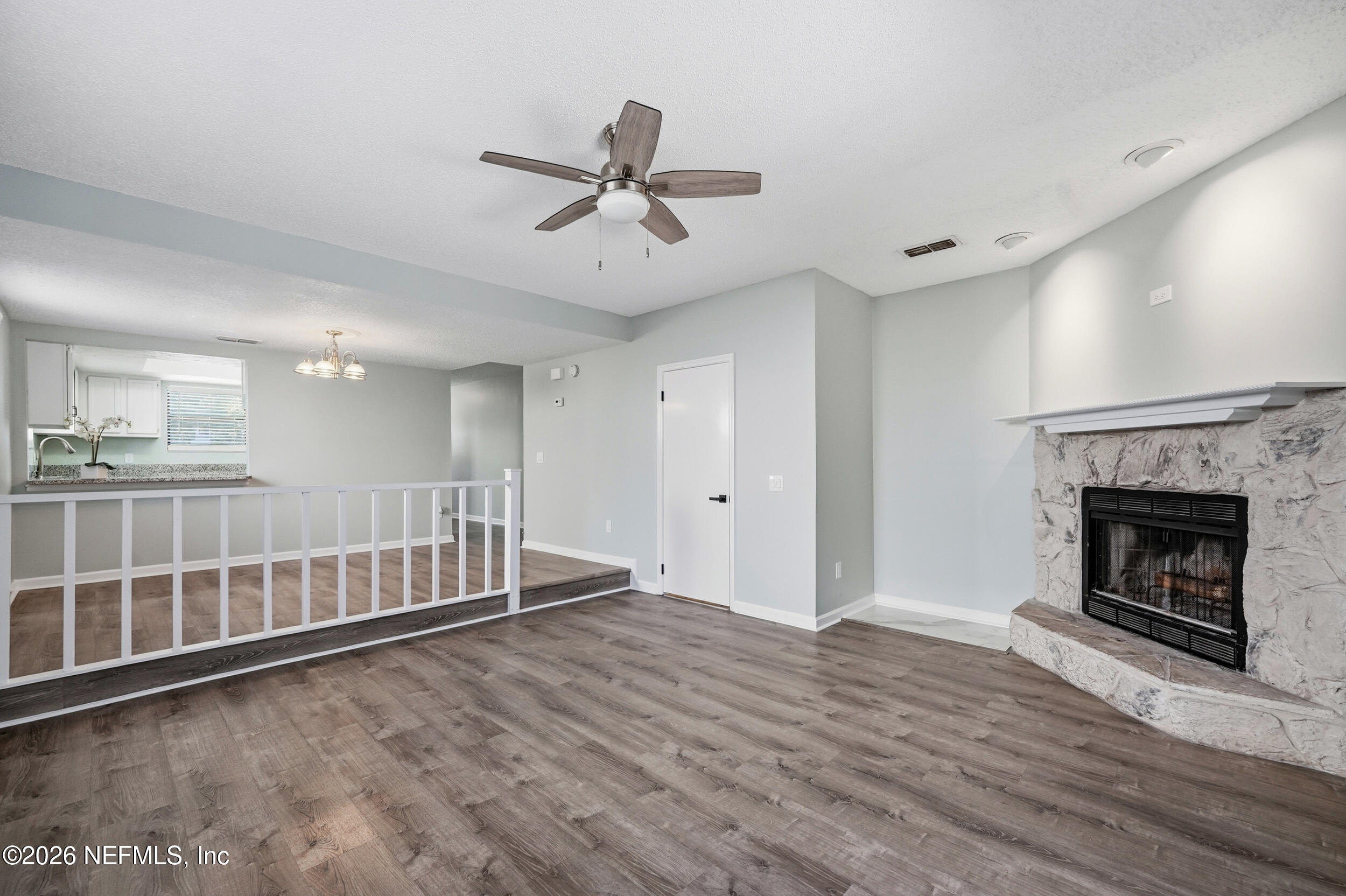 144 POINSETTIA Street