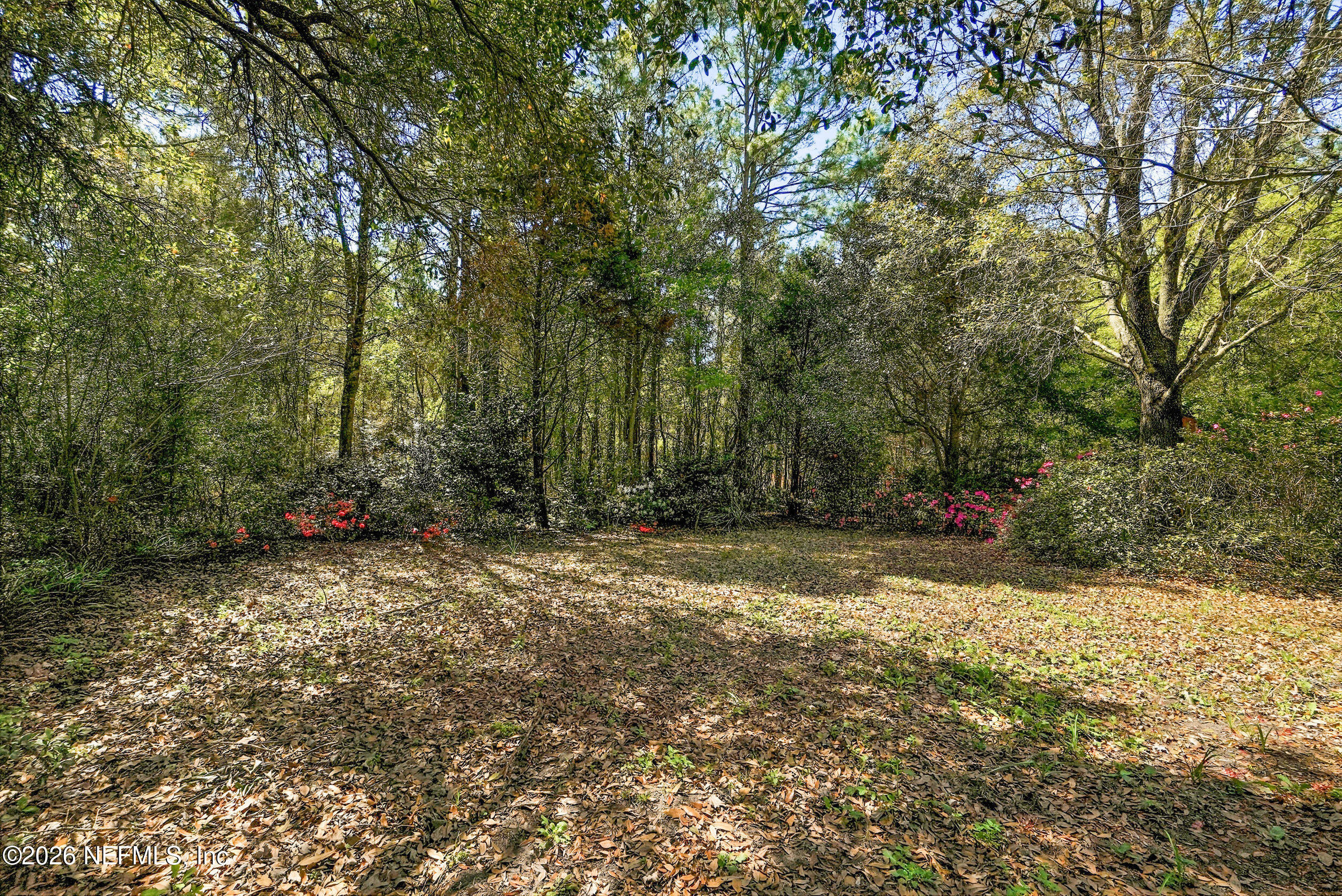 3933 VICTORIA LAKES Drive S