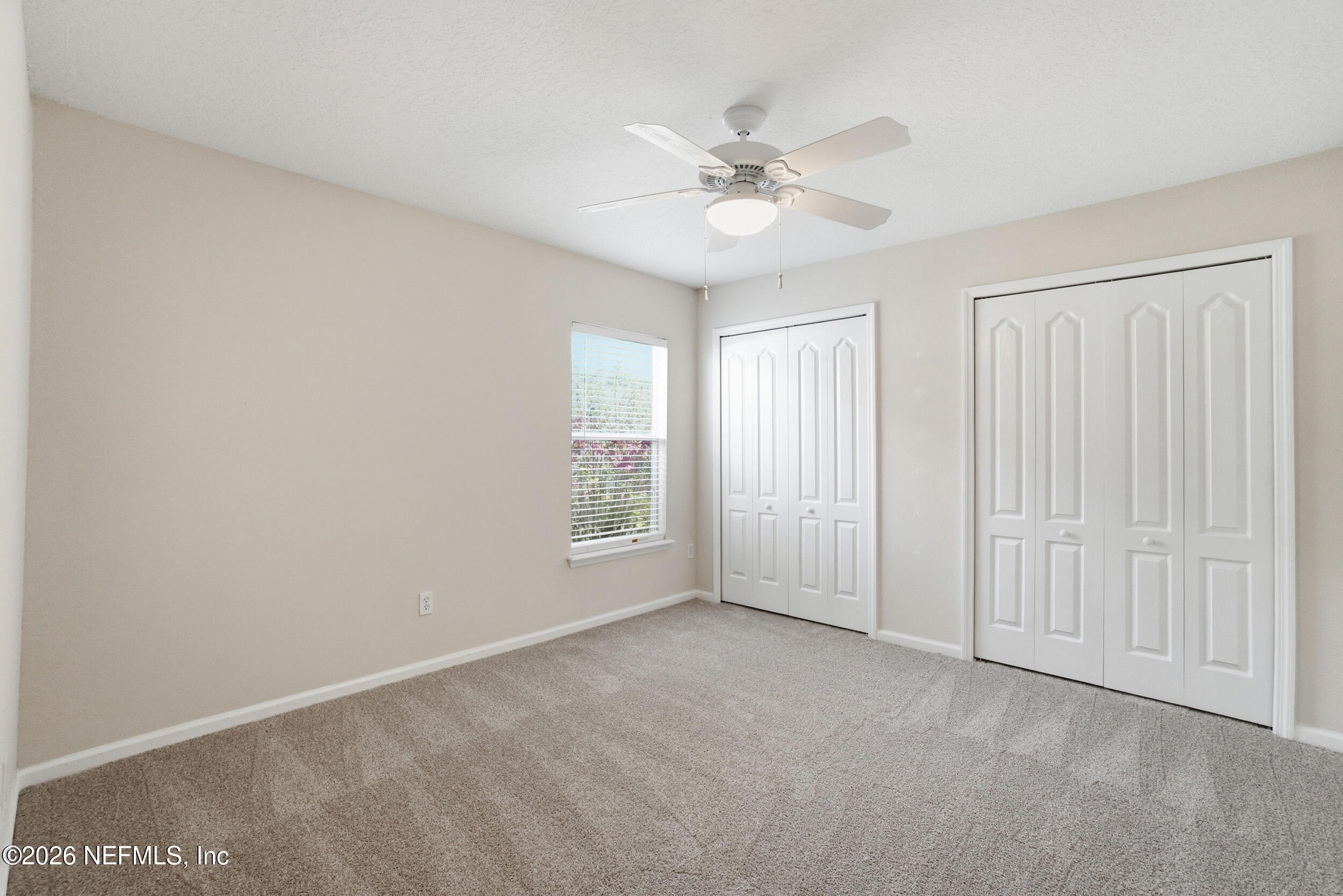 3933 VICTORIA LAKES Drive S