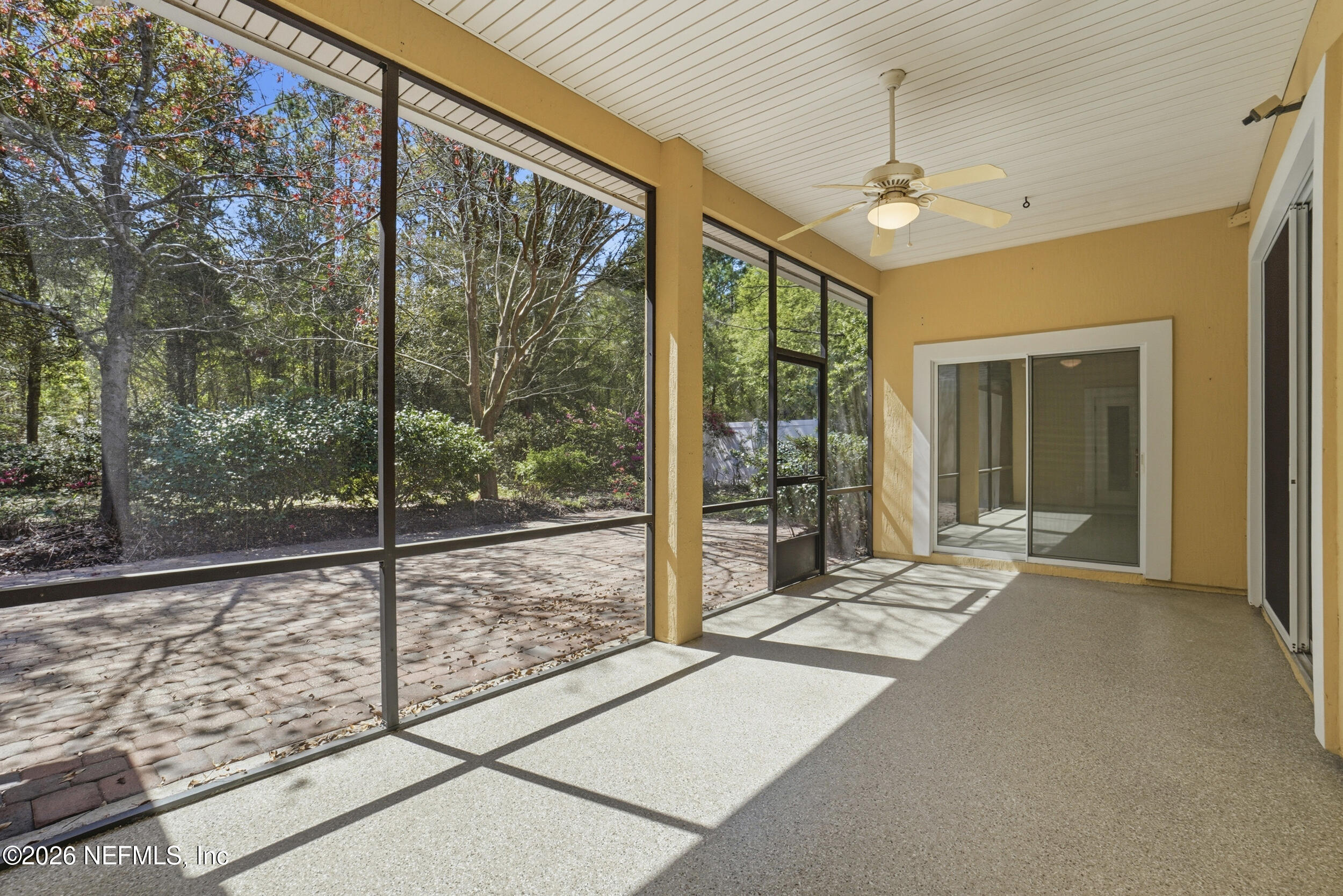 3933 VICTORIA LAKES Drive S