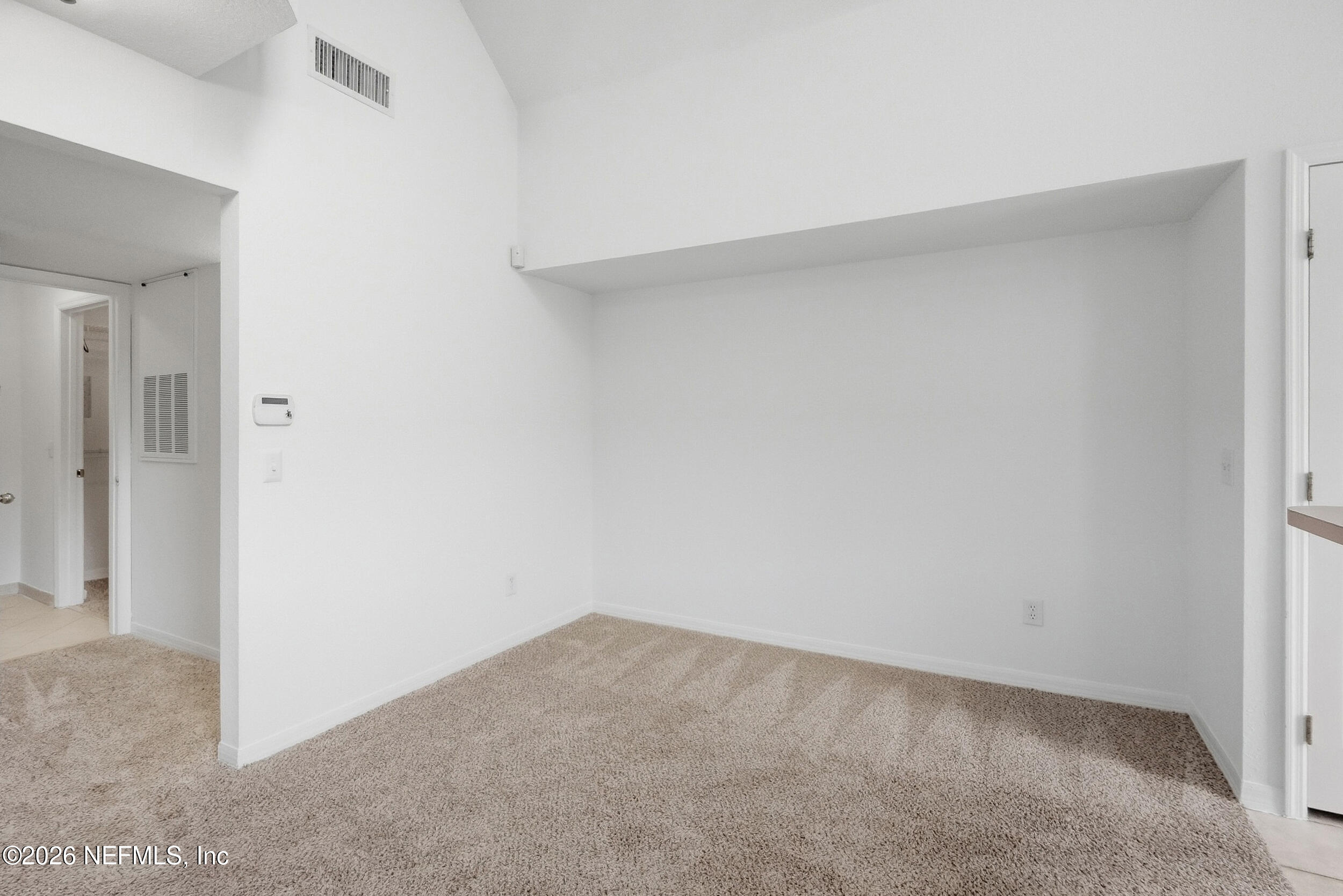 13703 N RICHMOND PARK Drive N 2109