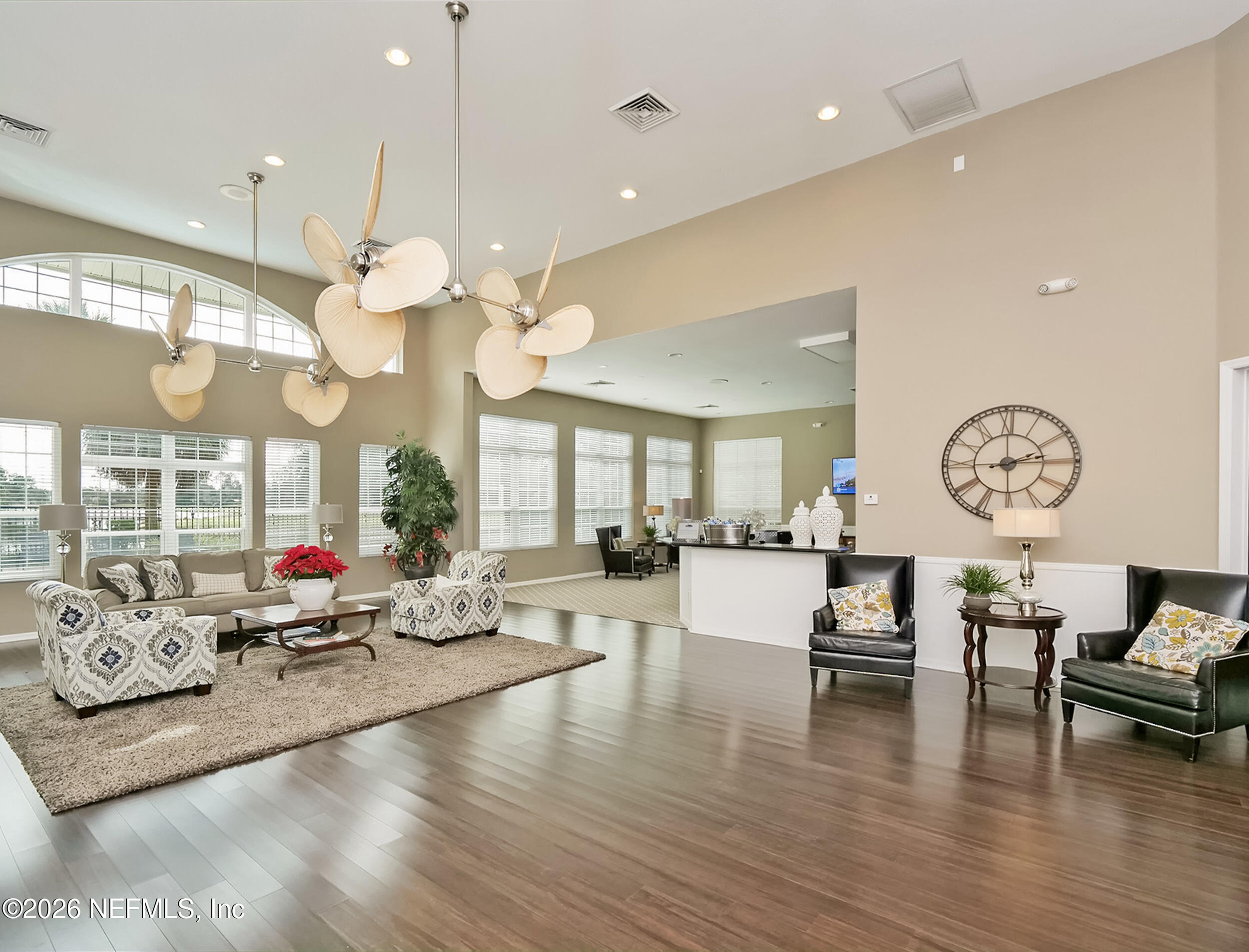 13703 N RICHMOND PARK Drive N 2109