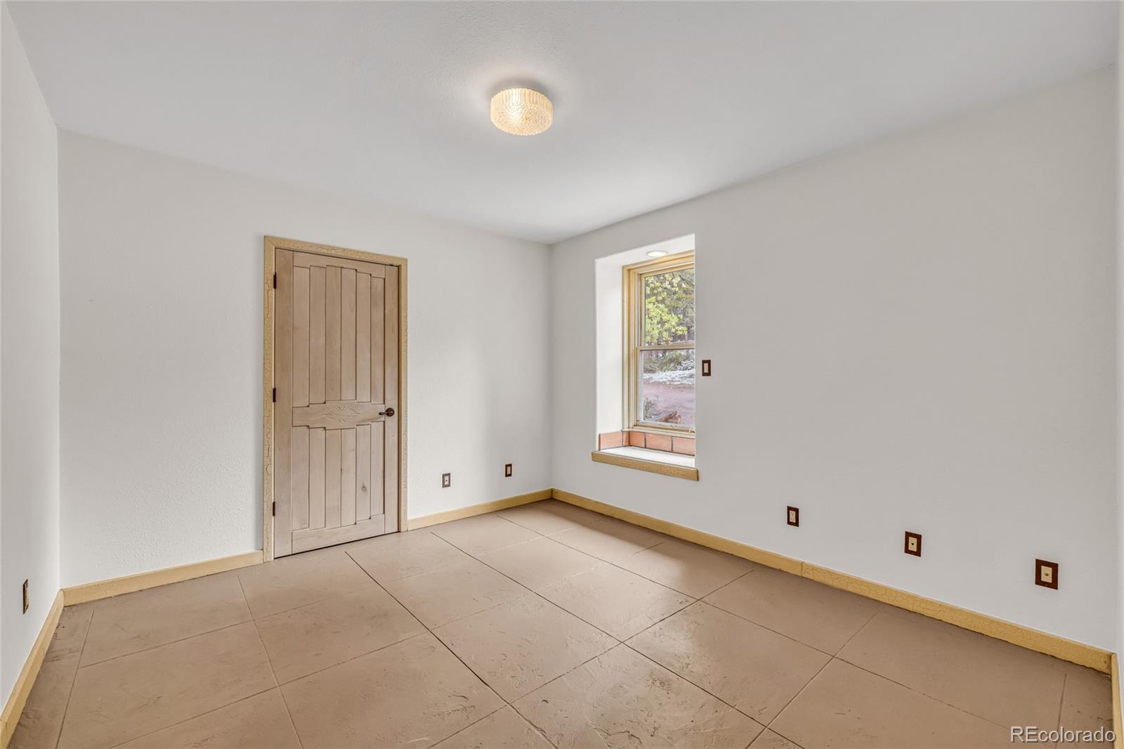 4771 S Breakaway Trail