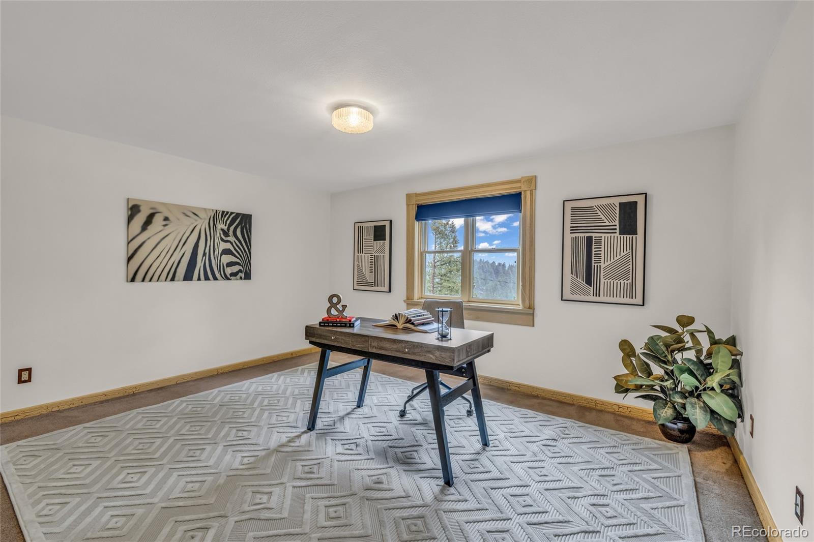 4771 S Breakaway Trail