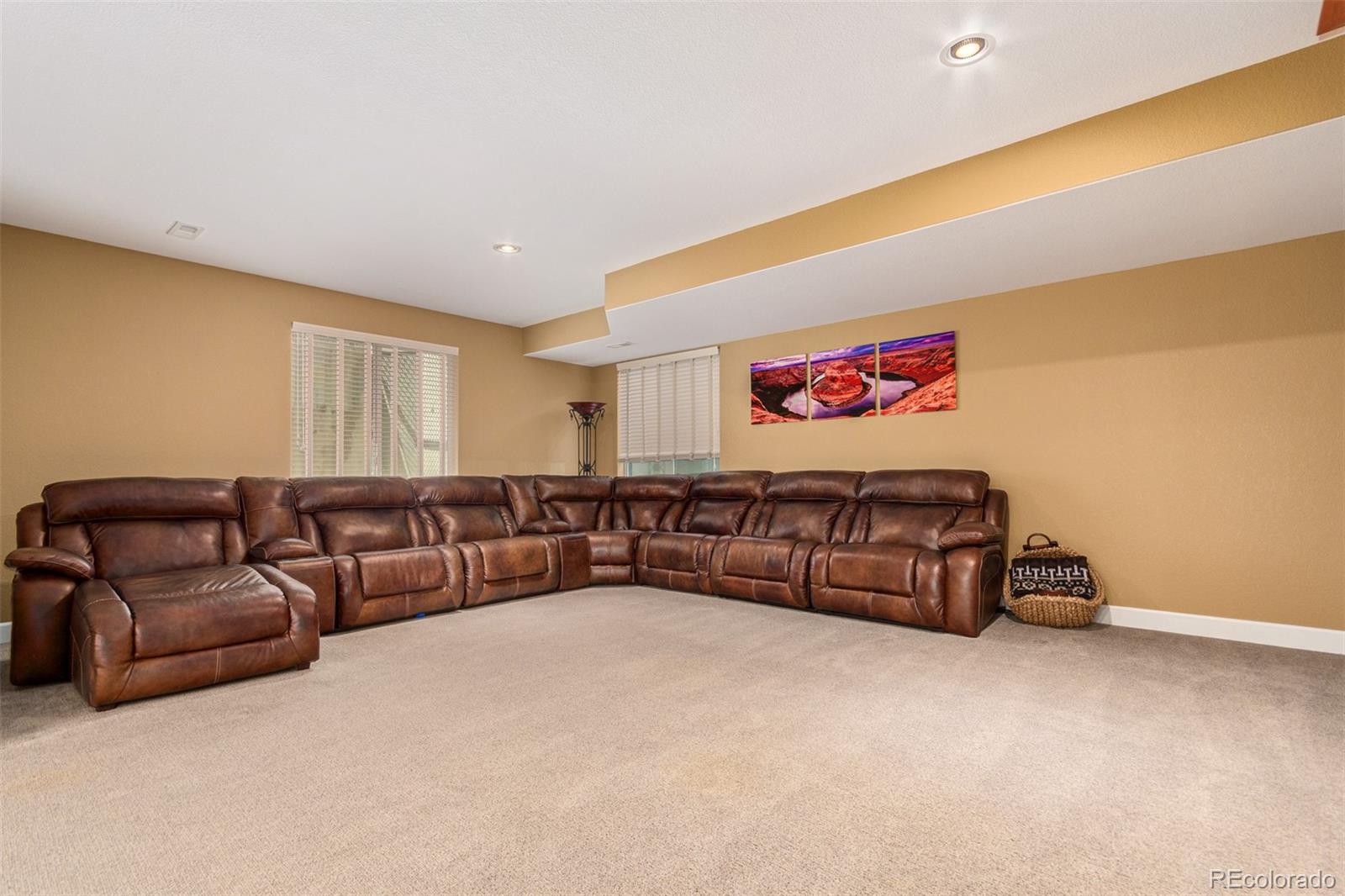 14921 W Warren Avenue