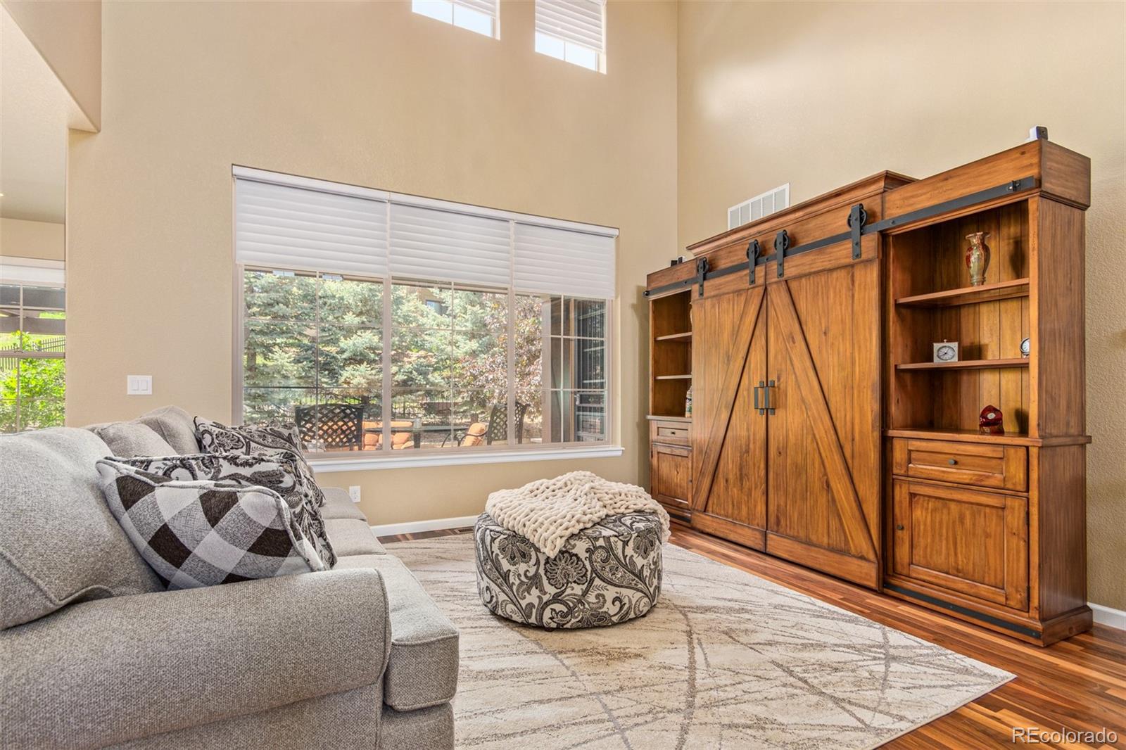 14921 W Warren Avenue