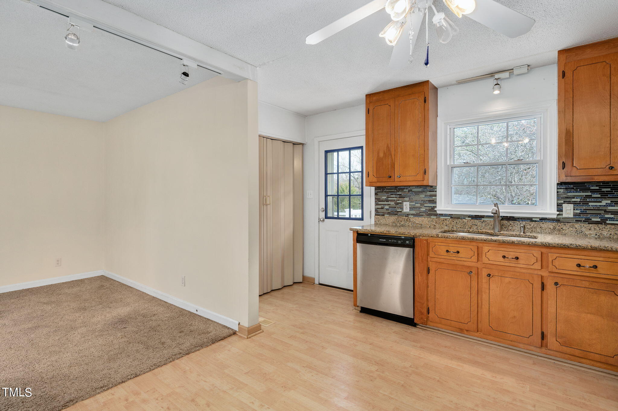 1717 Stage Road
