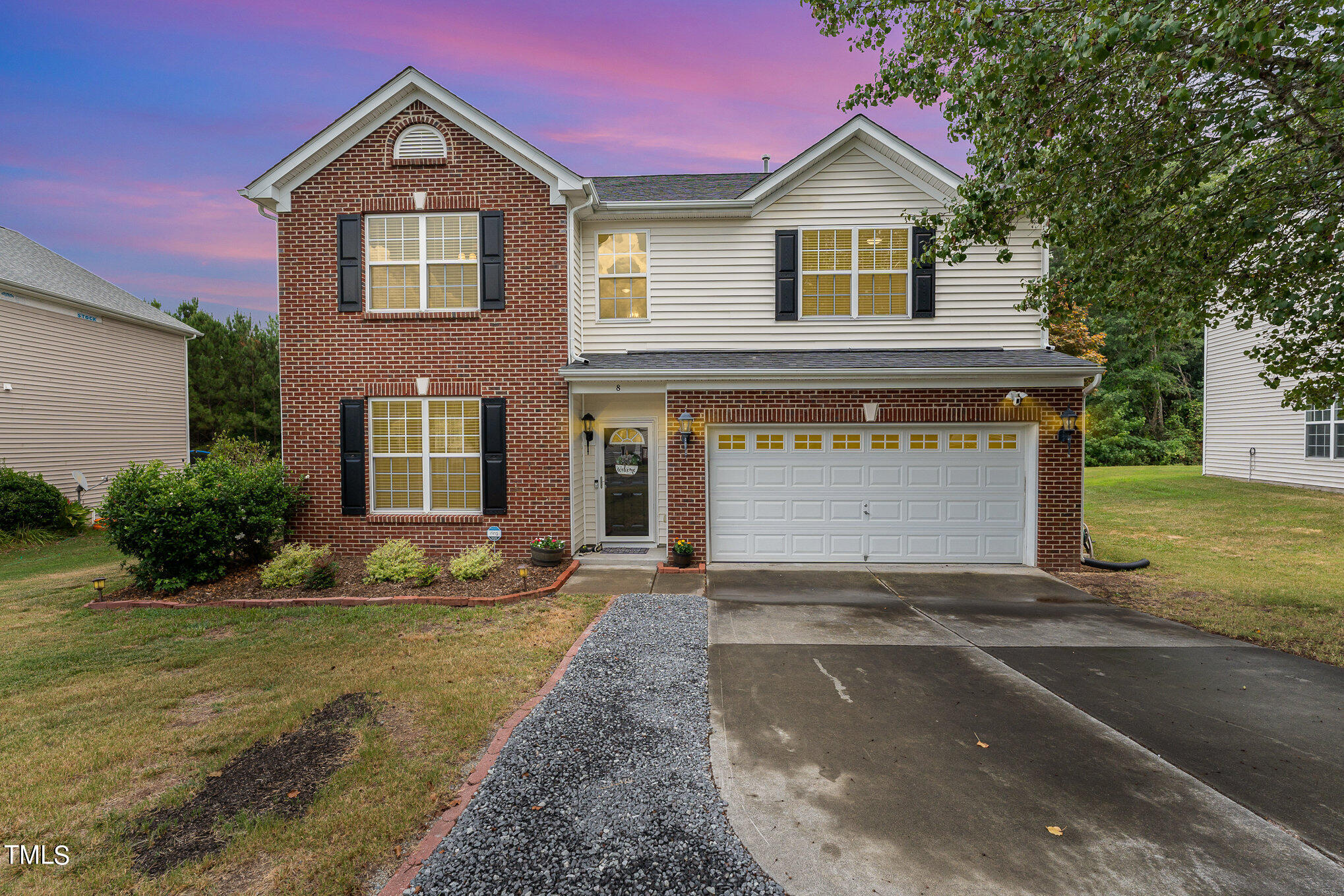 8 Autumn Leaf Lane