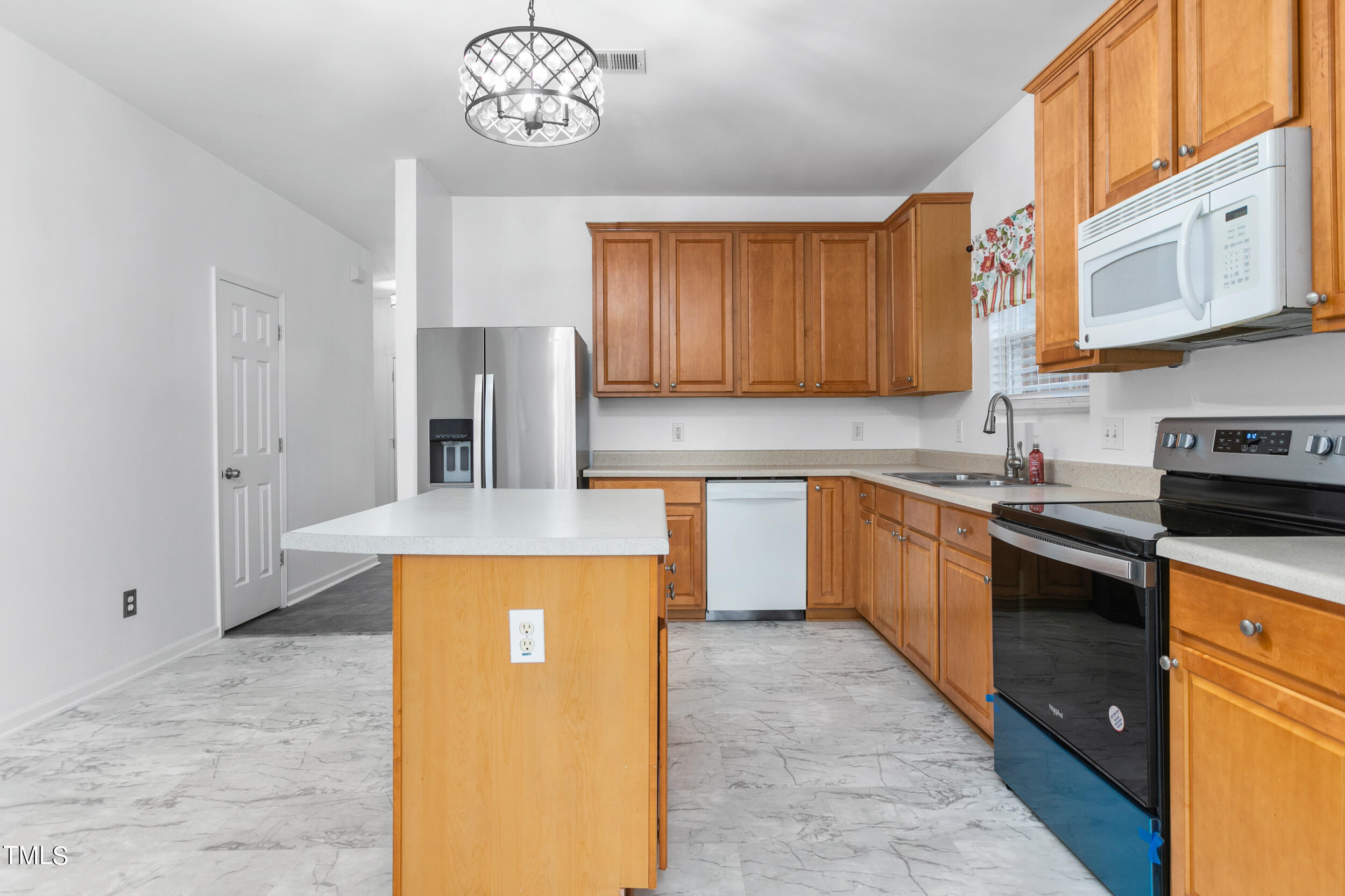 1411 Birkdale Circle