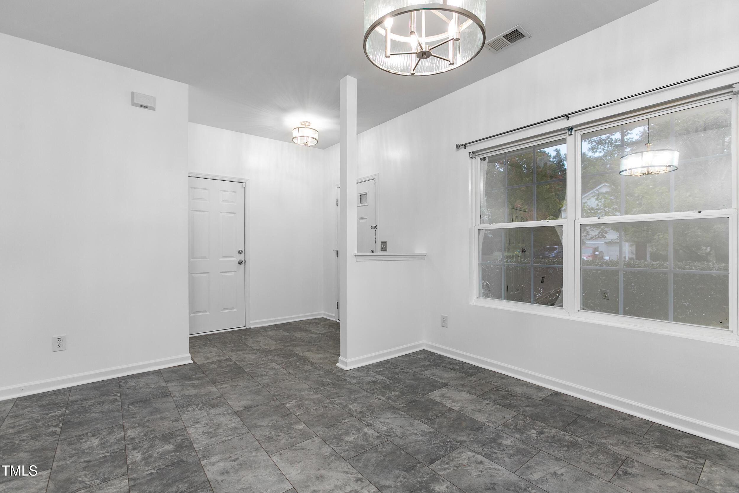 1411 Birkdale Circle