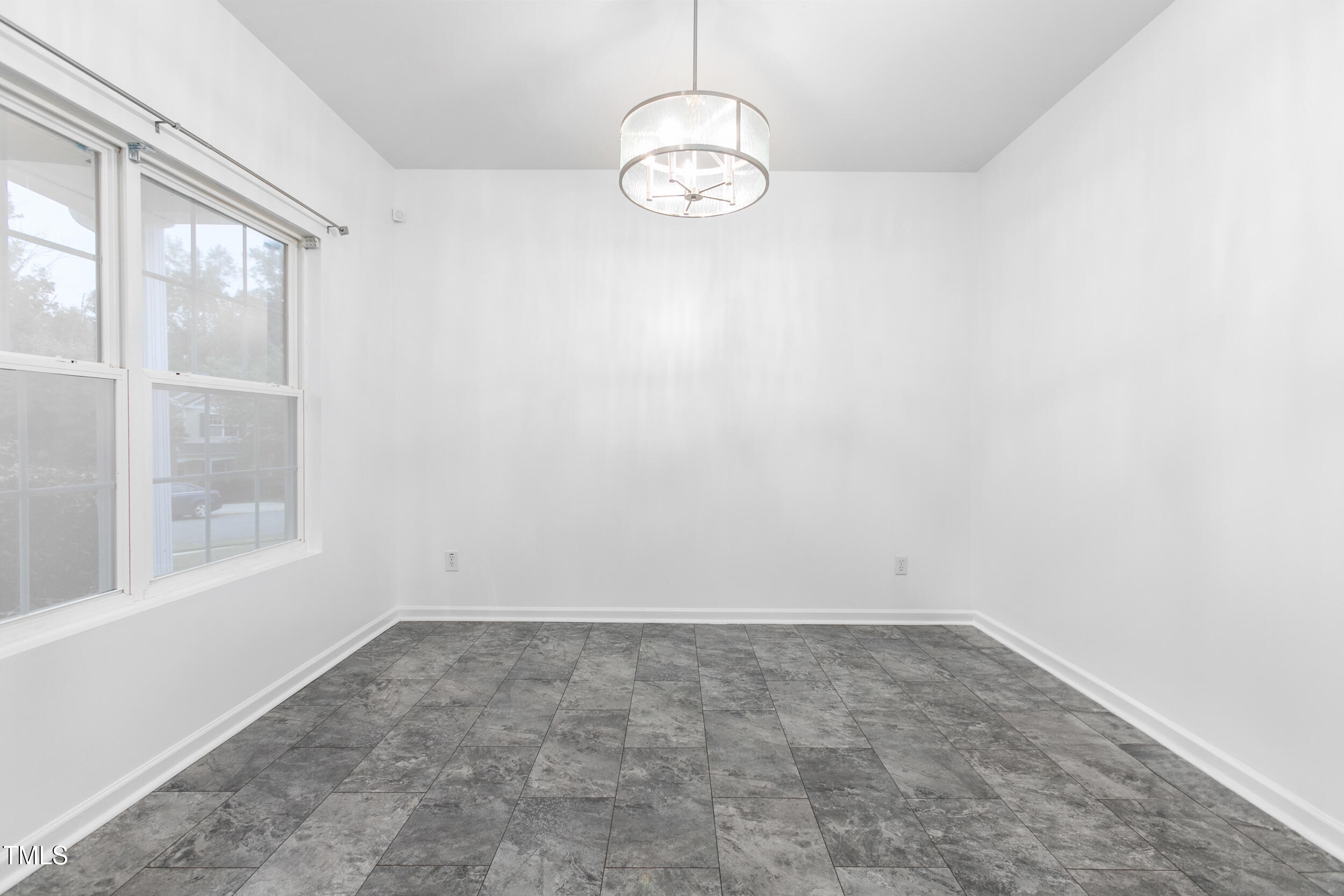 1411 Birkdale Circle