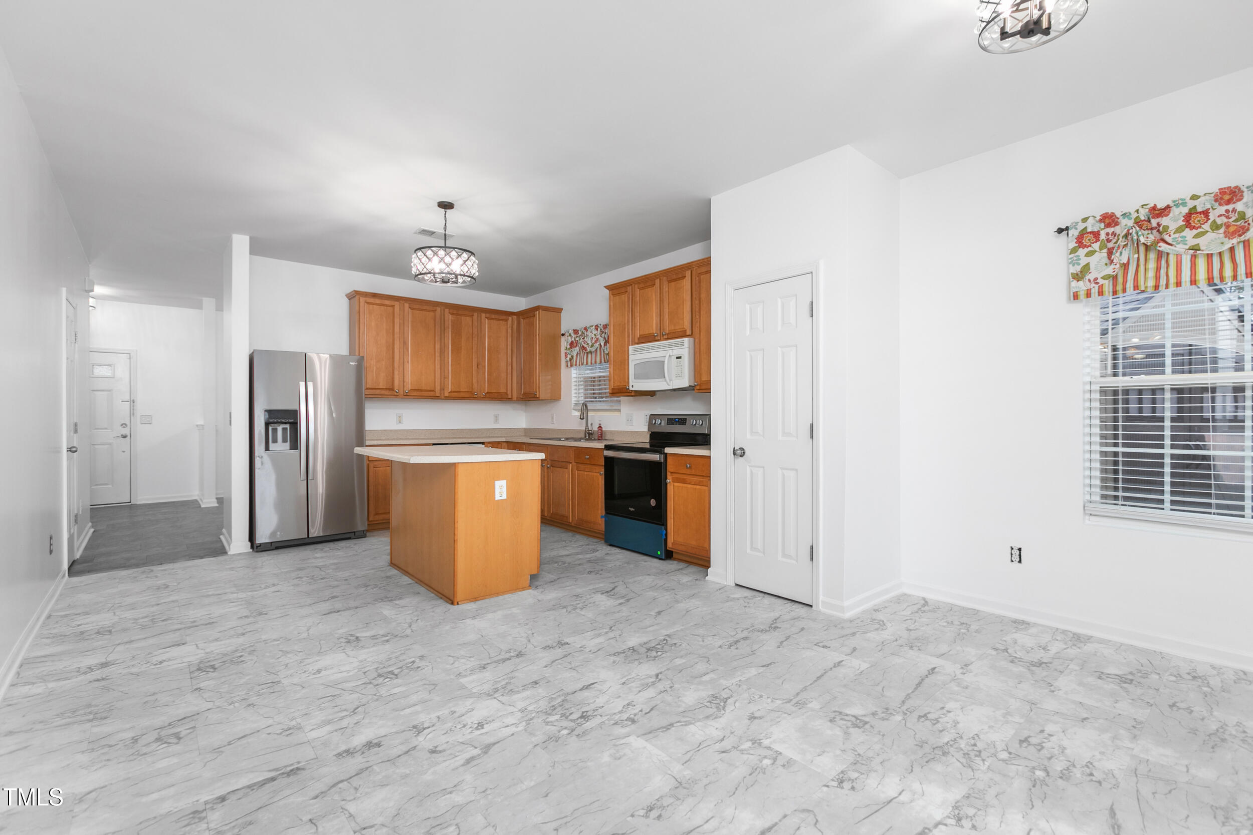 1411 Birkdale Circle