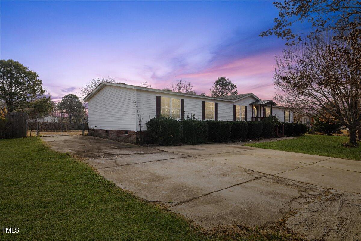 1104 Scouters Road