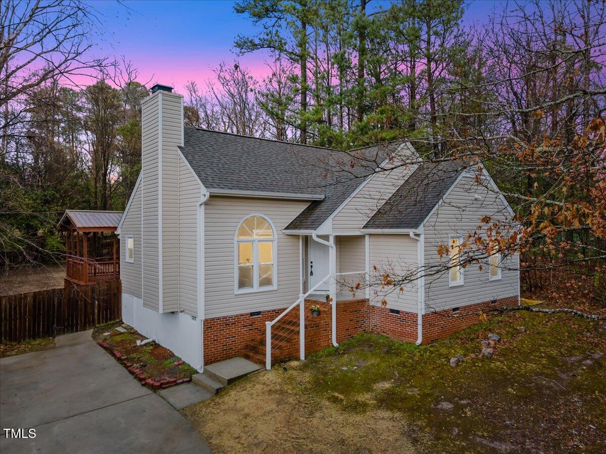 3709 Donna Road