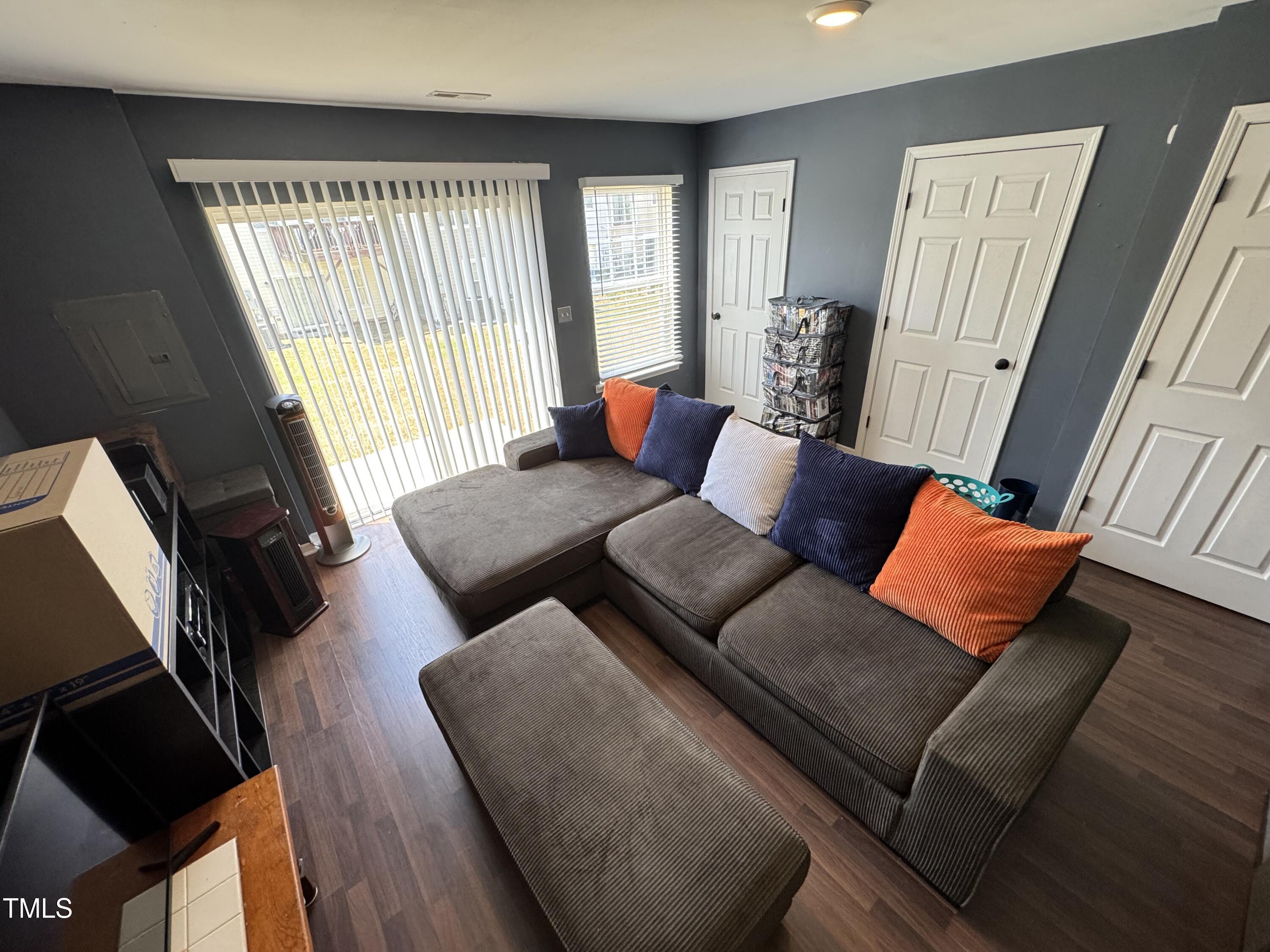 4910 Briarstone Court