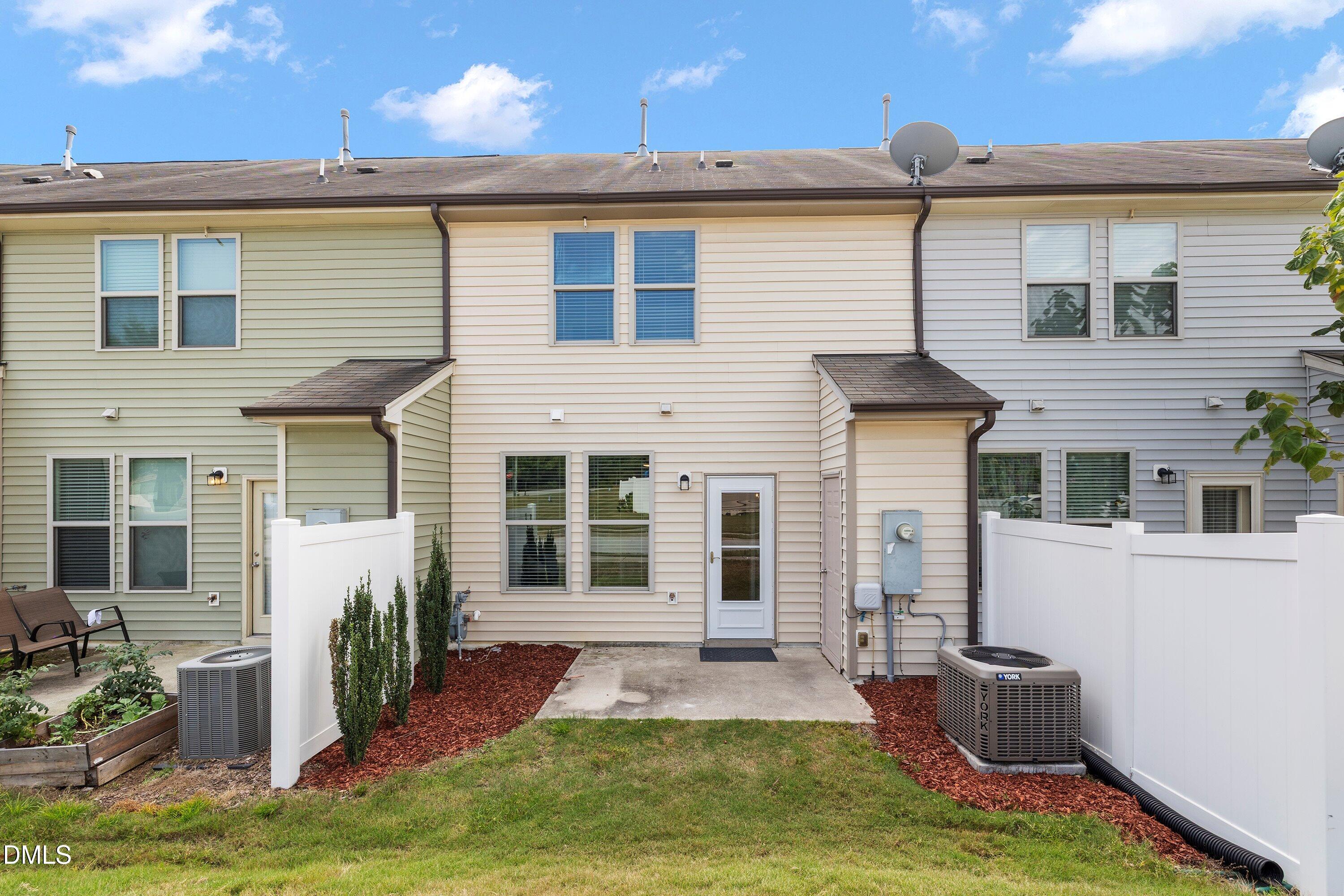 4205 Ginger Sprout Drive