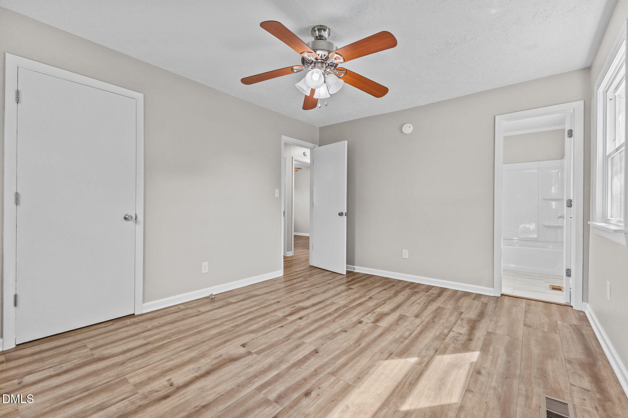 3857 Cumberland Road