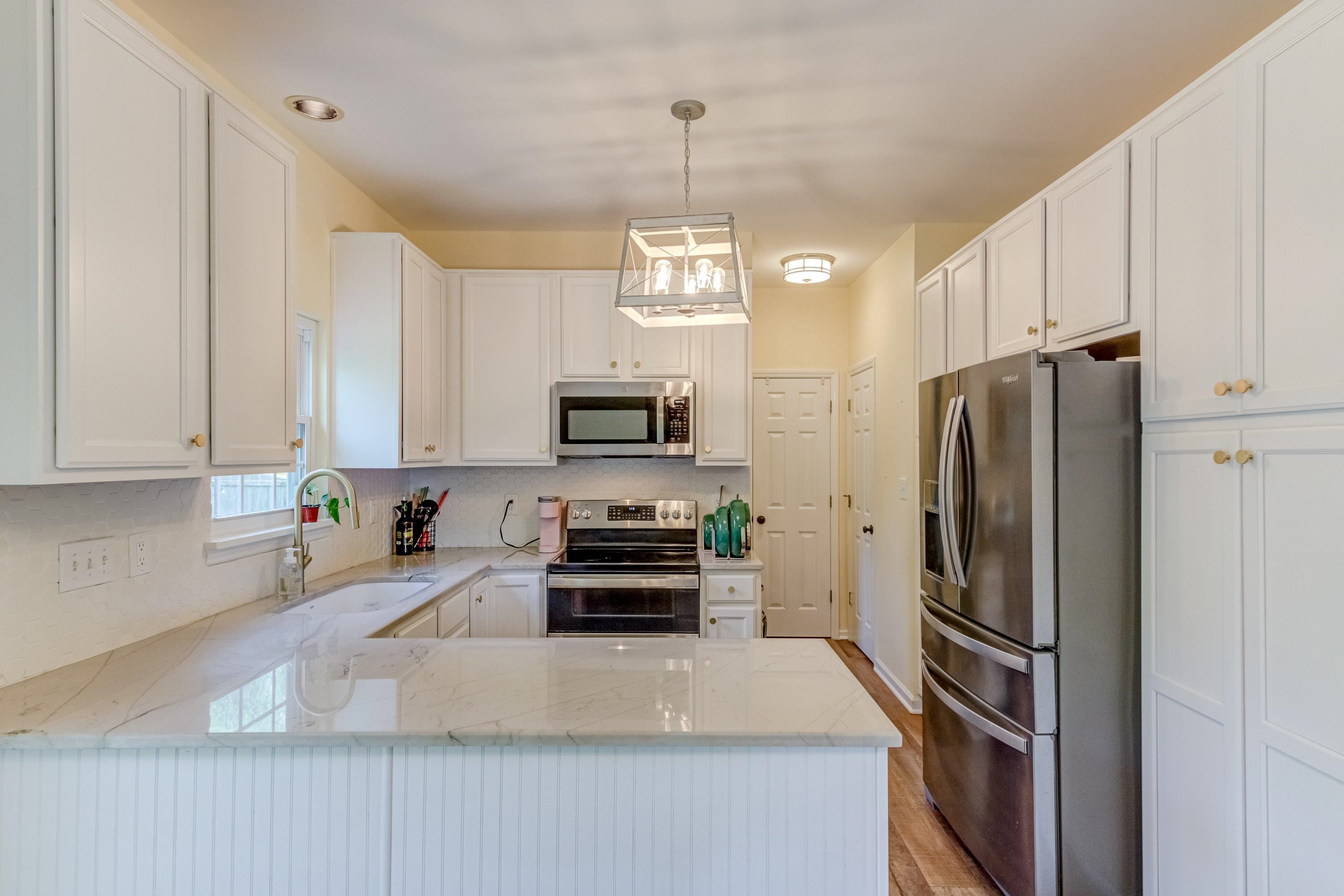 909 Starkland Way