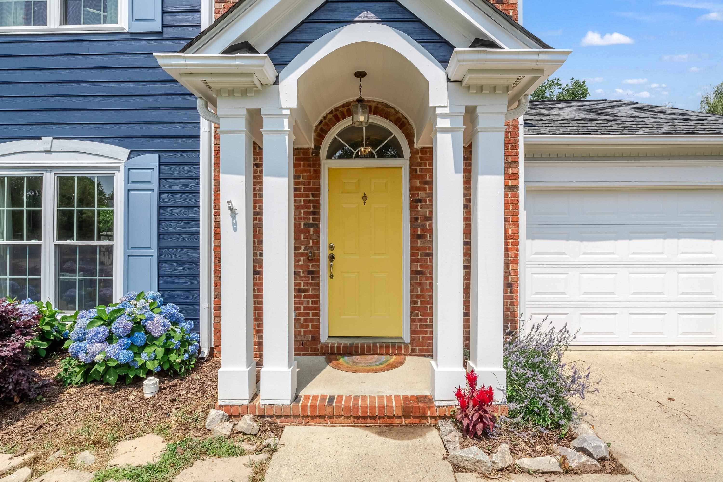 909 Starkland Way