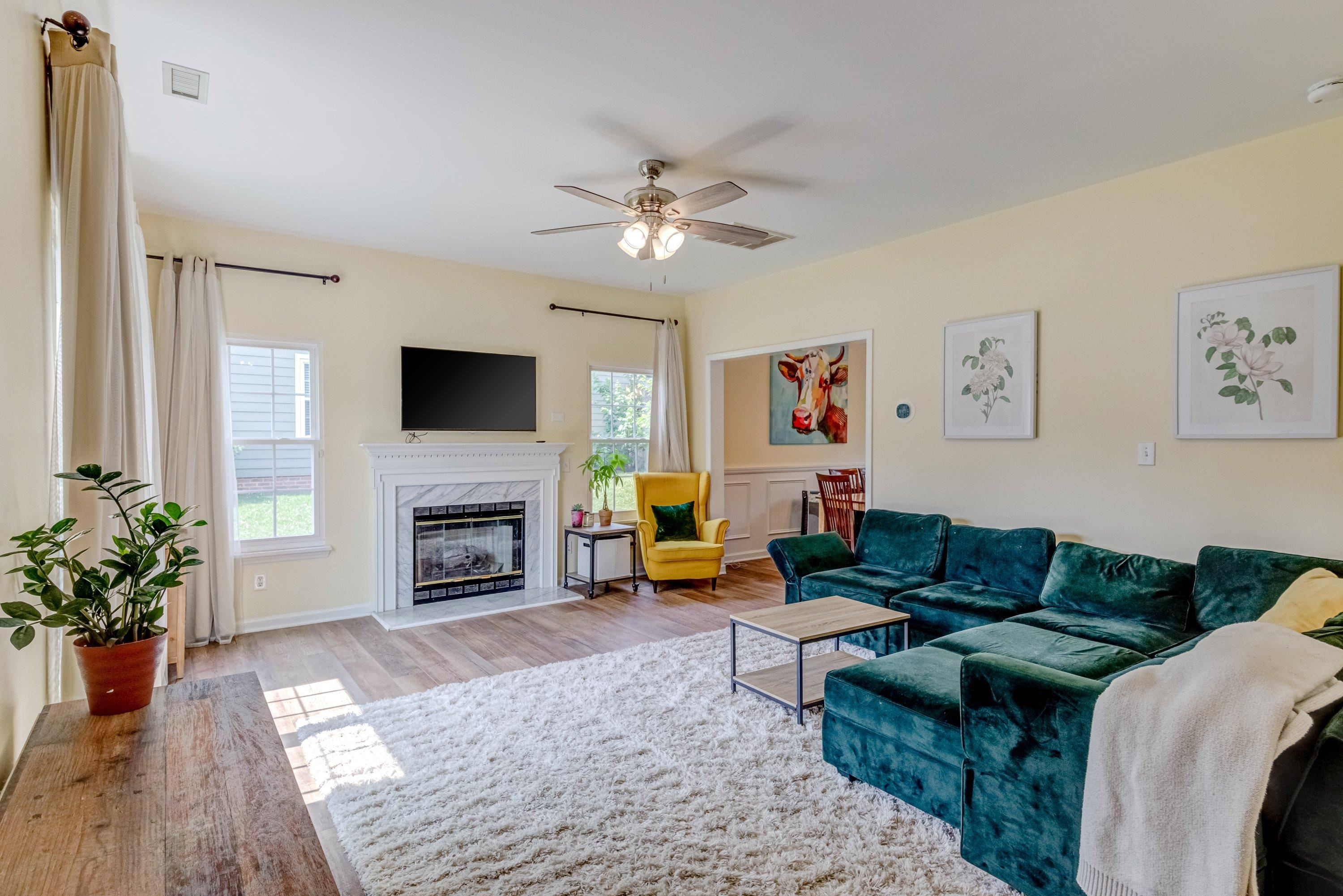 909 Starkland Way