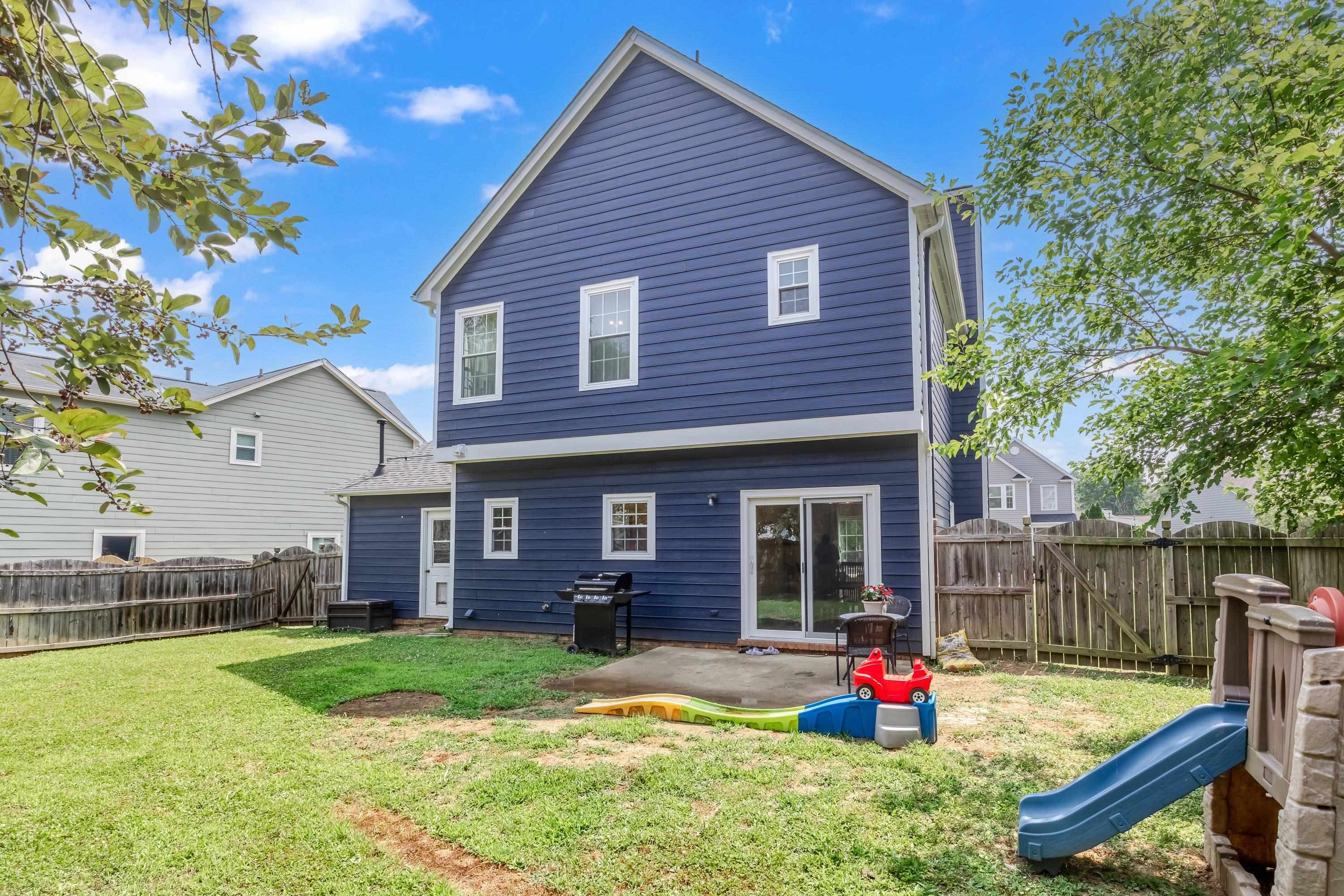 909 Starkland Way