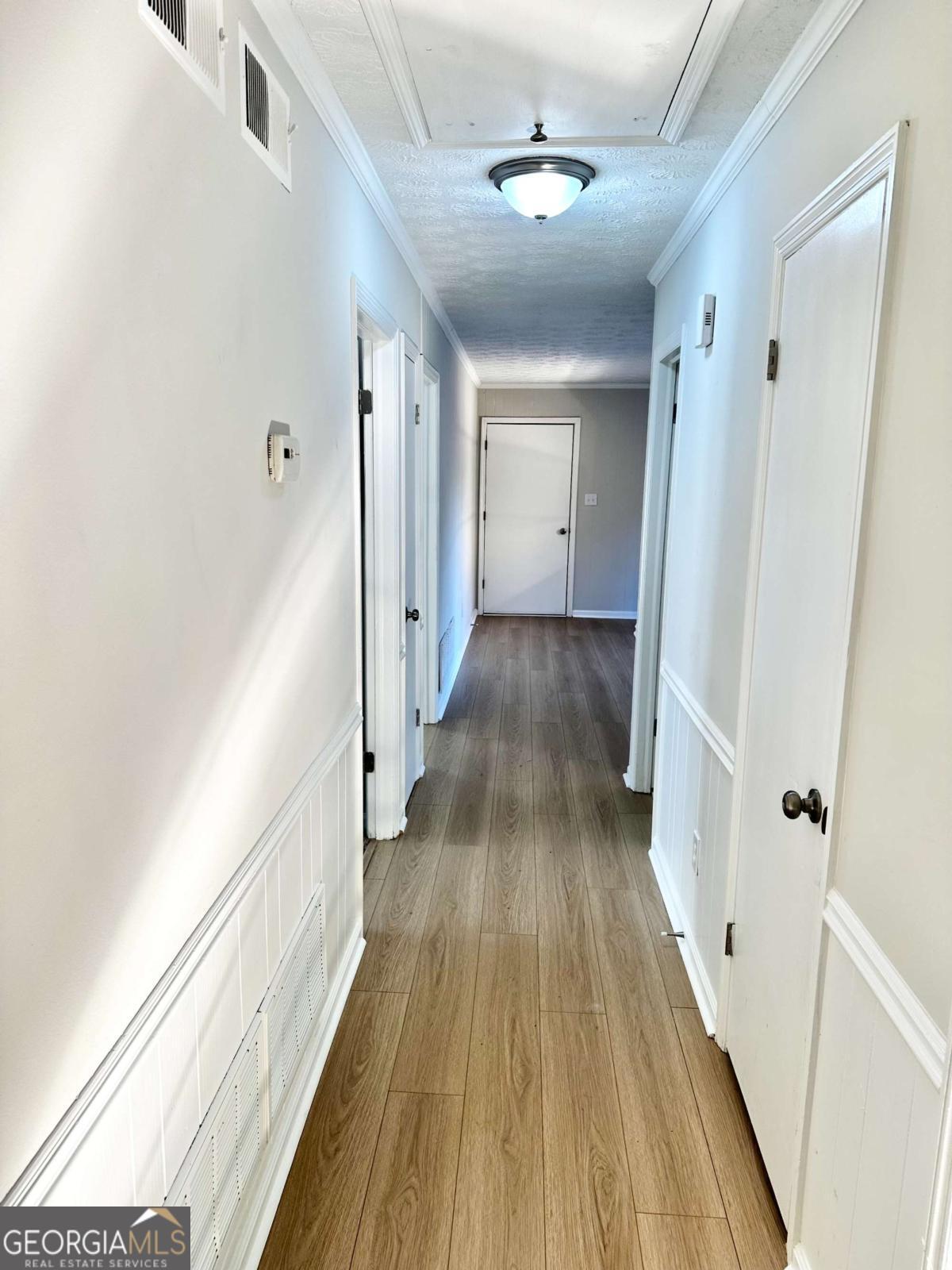 553 W SANDTOWN Road SW