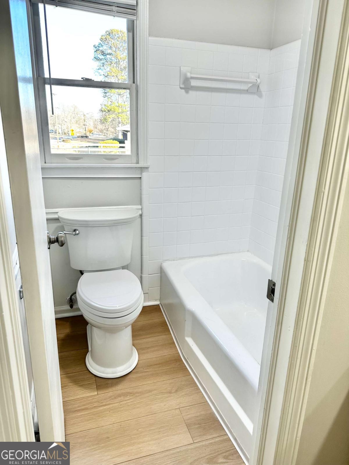 553 W SANDTOWN Road SW