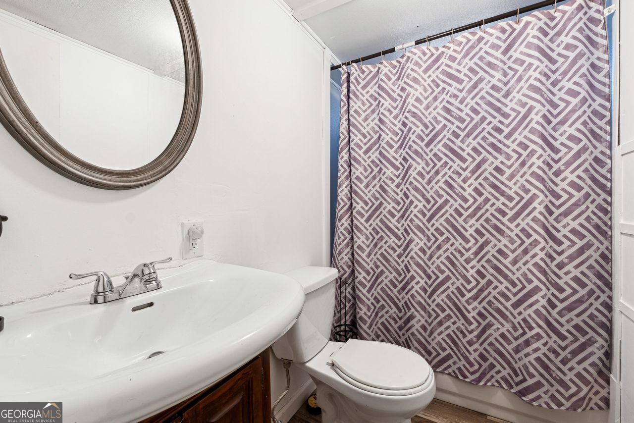 5381 Groovers Landing Road