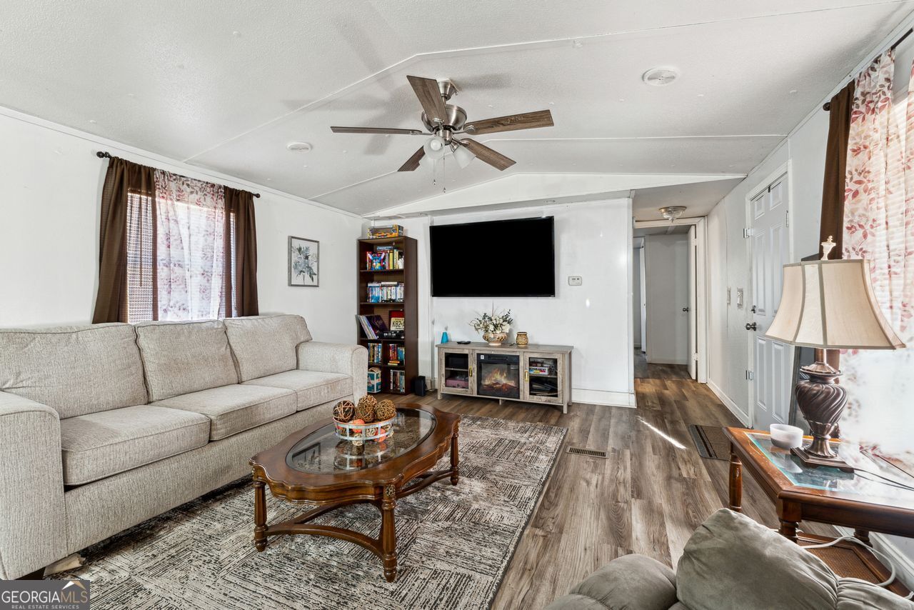 5381 Groovers Landing Road