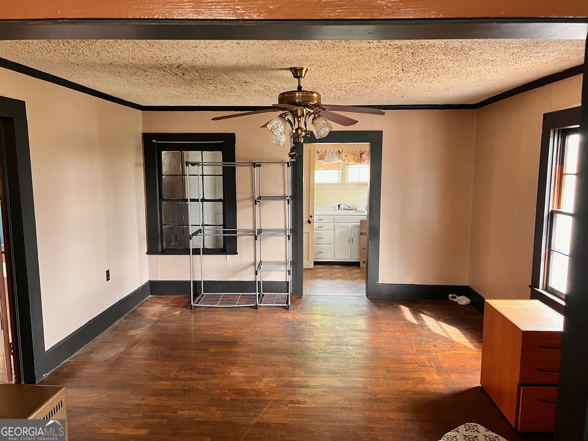 121 ROOSEVELT Street