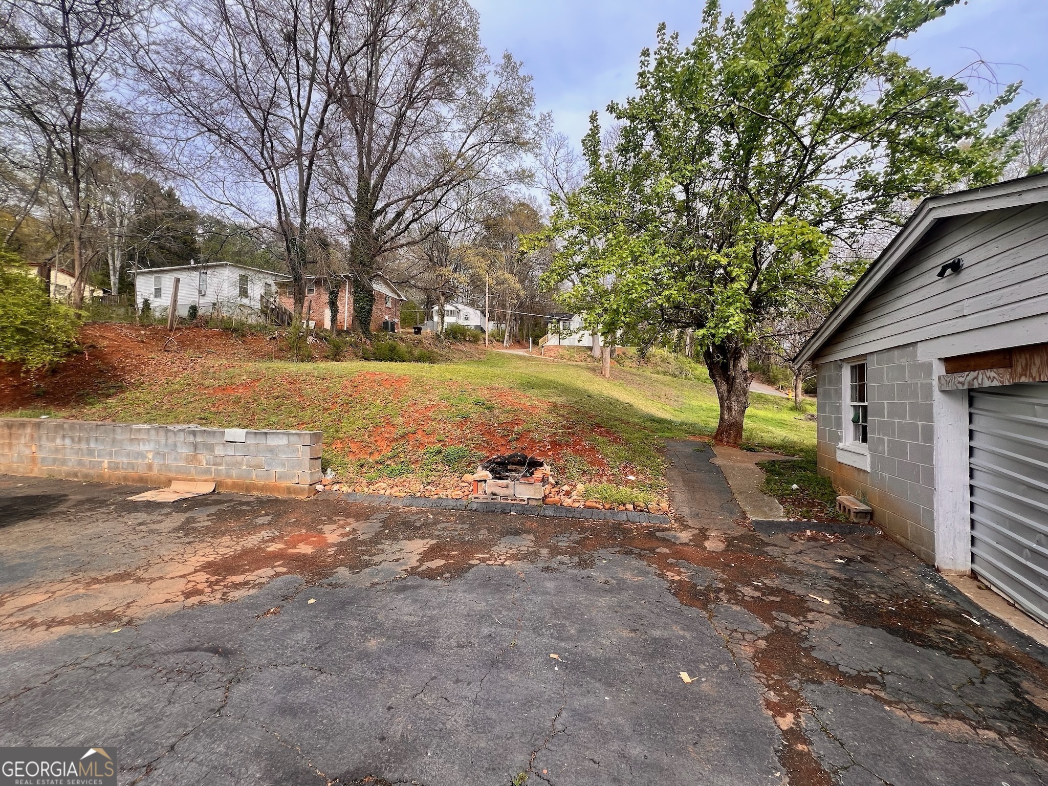 121 ROOSEVELT Street