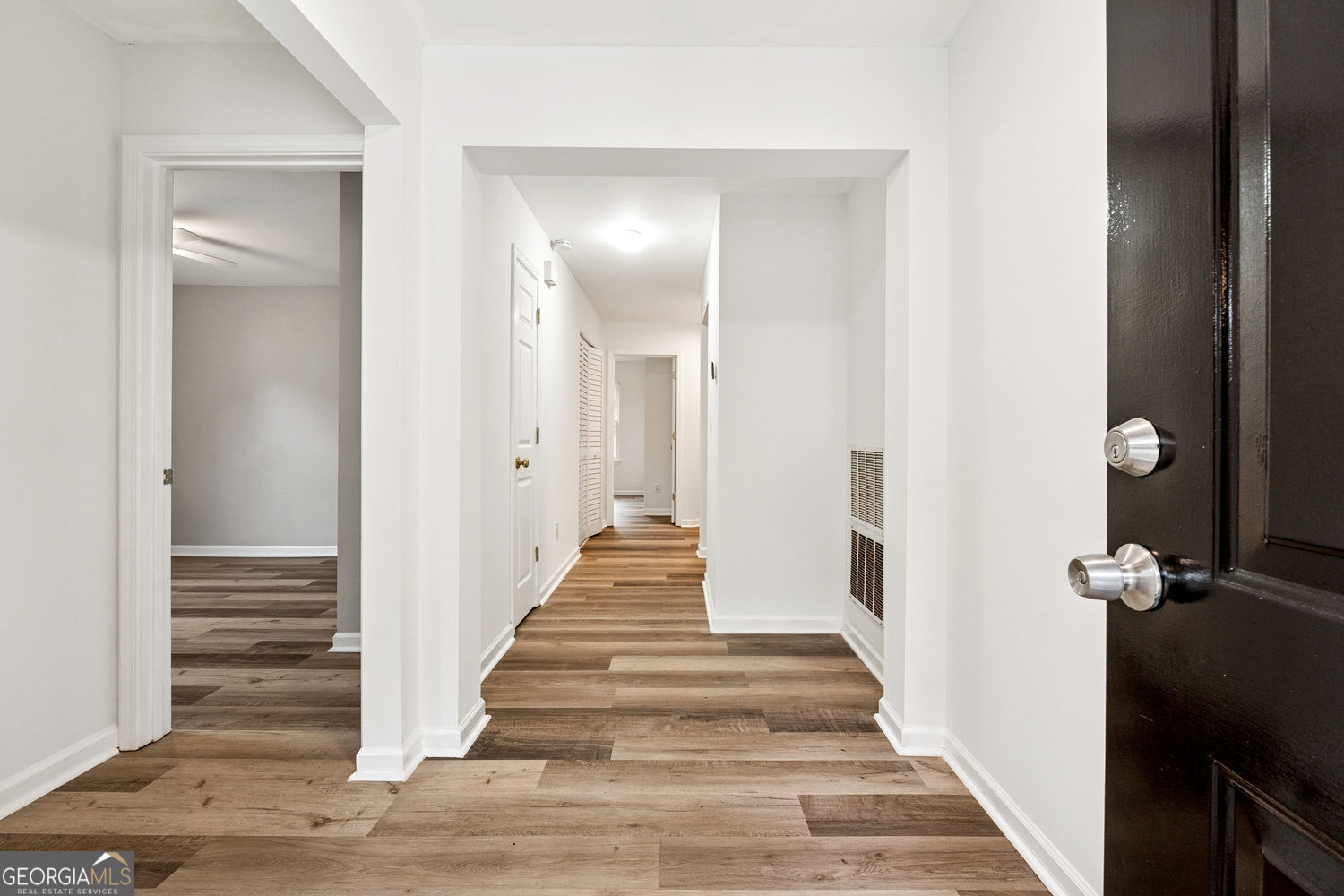 3807 Tidewater Way NW