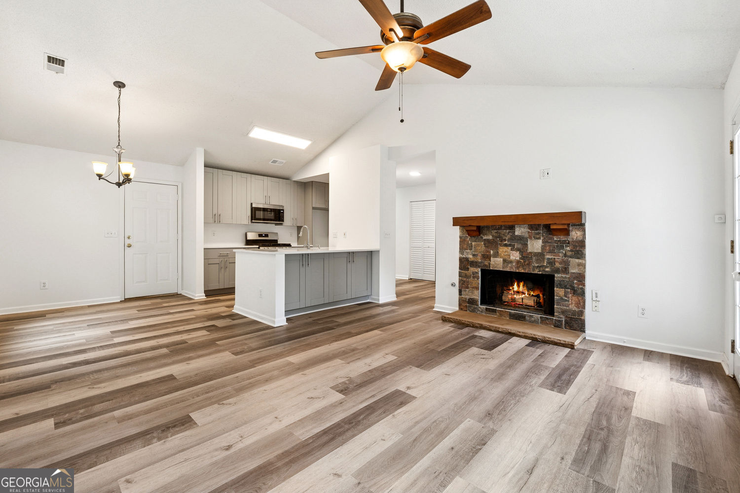 3807 Tidewater Way NW