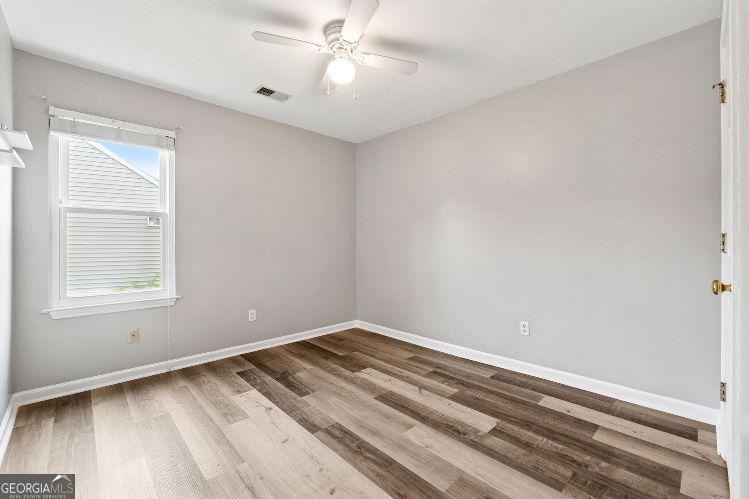 3807 Tidewater Way NW