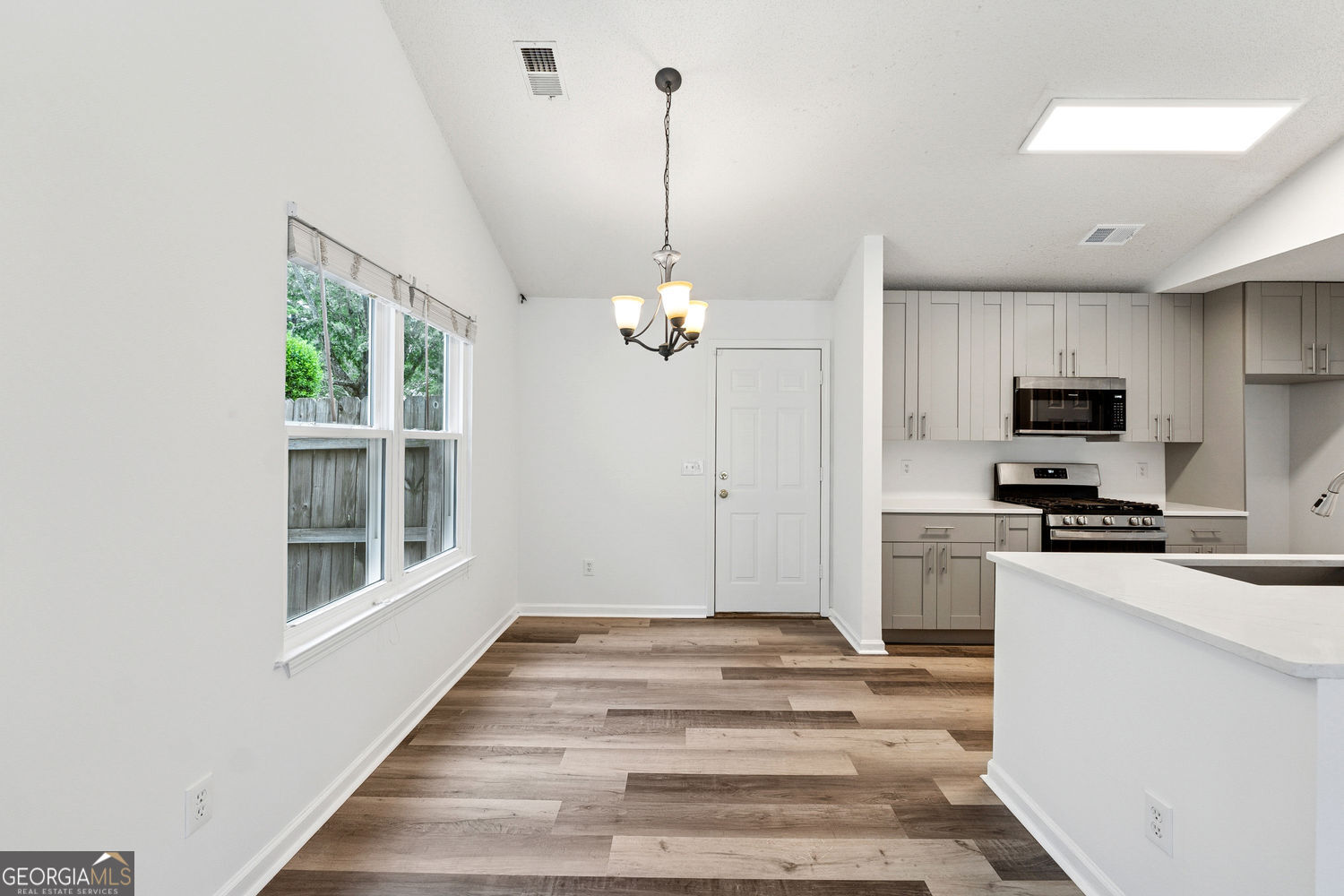 3807 Tidewater Way NW