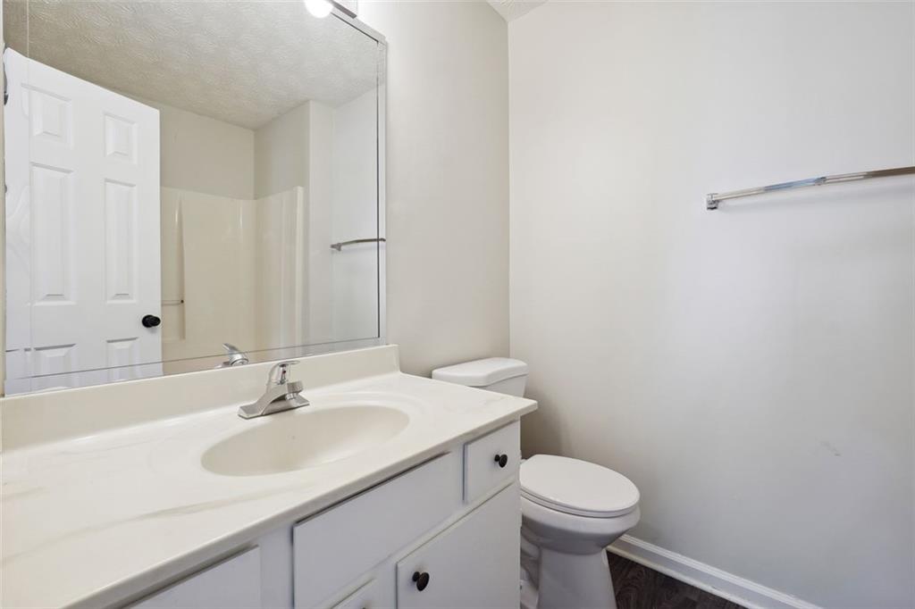 1070 Travelers Trail NW