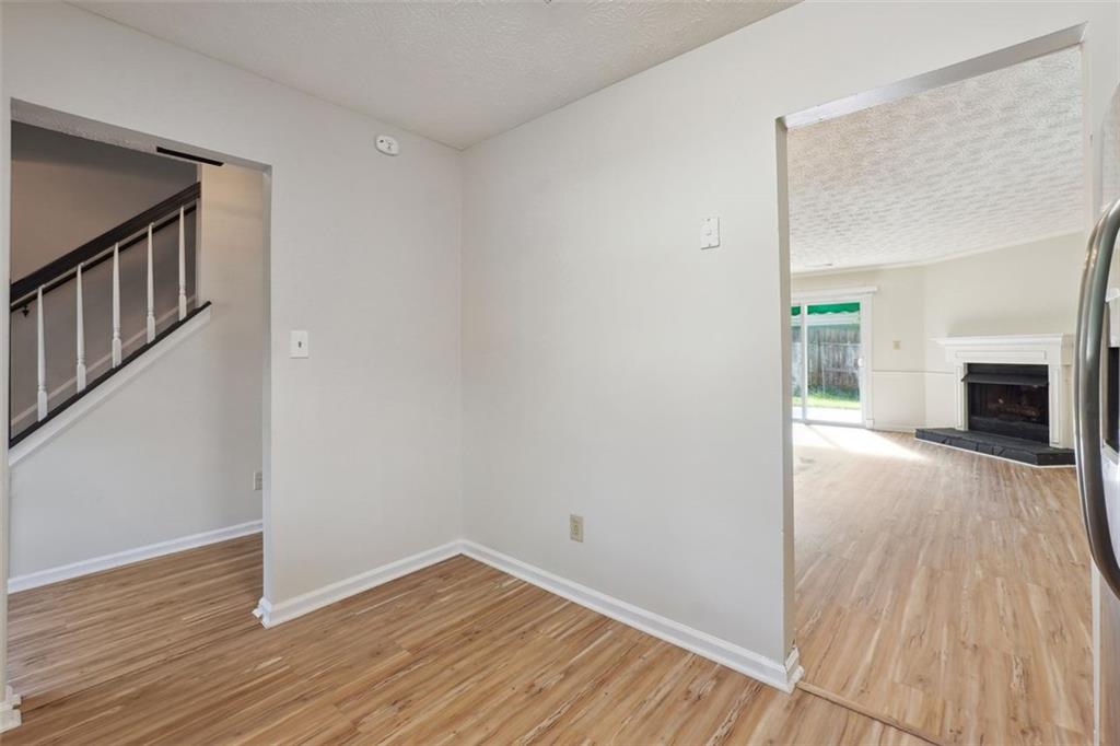 1070 Travelers Trail NW