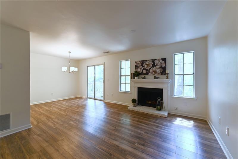 1697 Cedar Bluff Way