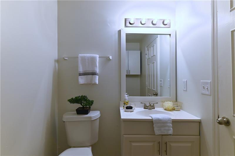 1697 Cedar Bluff Way