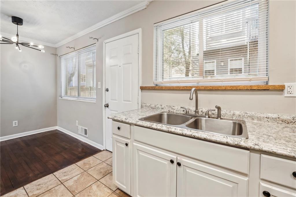 411 10th Street NE Unit 6