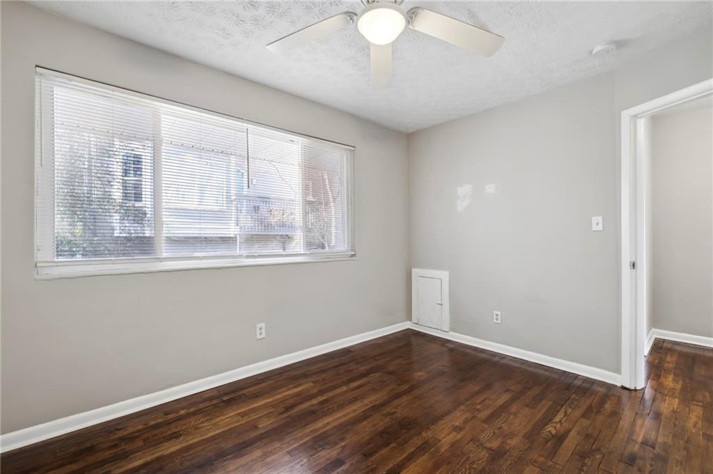 411 10th Street NE Unit 6