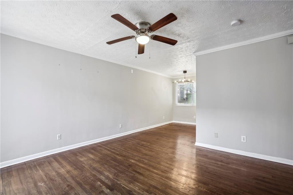 411 10th Street NE Unit 6