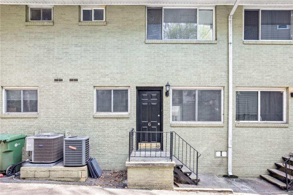 411 10th Street NE Unit 6