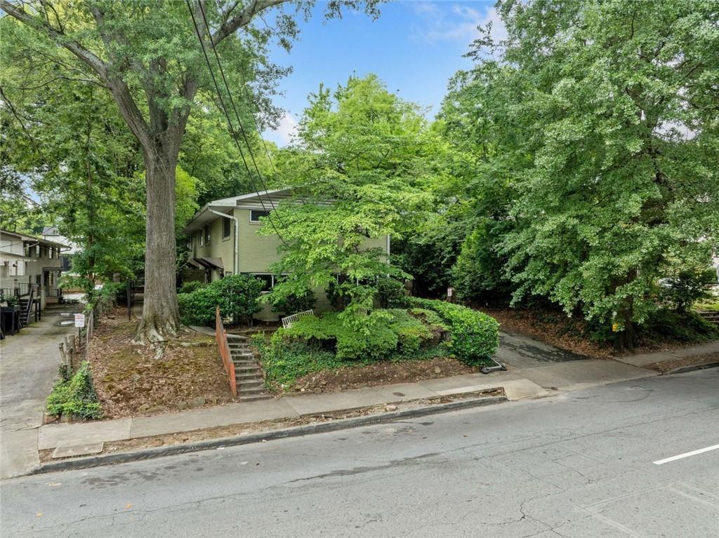 411 10th Street NE Unit 6