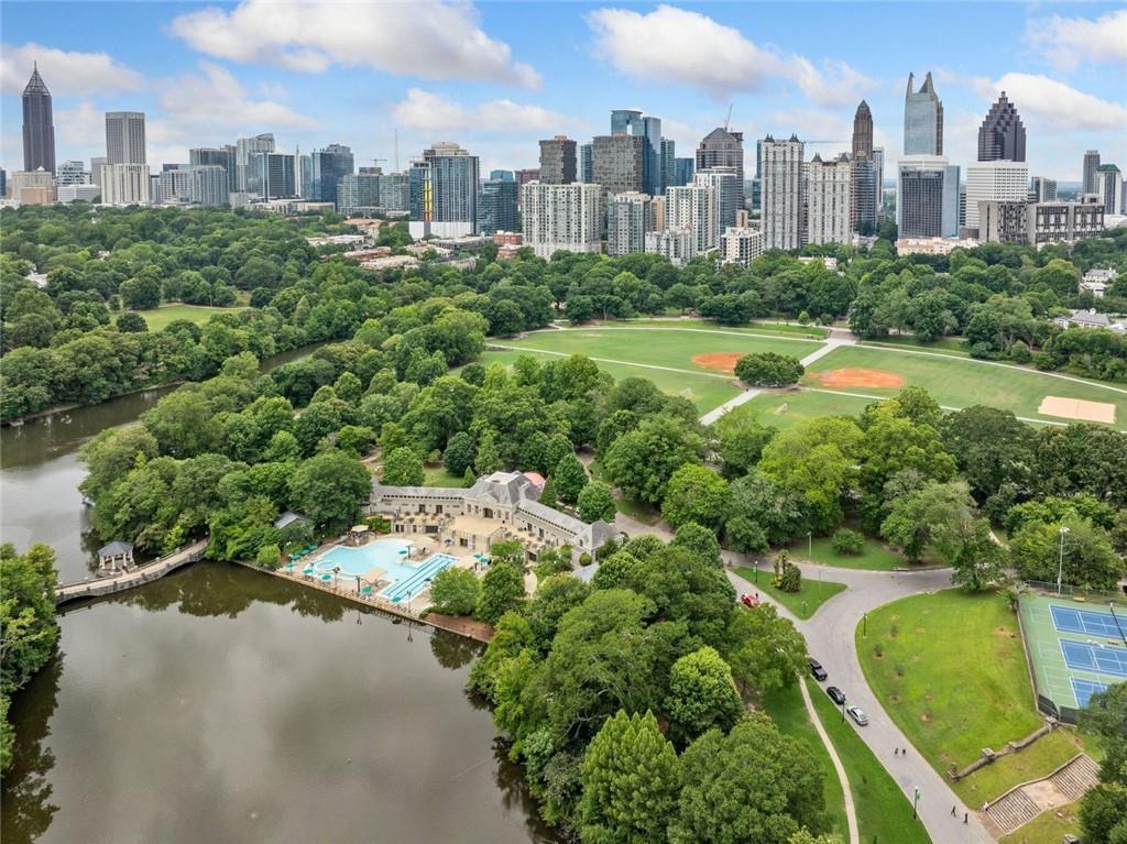 411 10th Street NE Unit 6