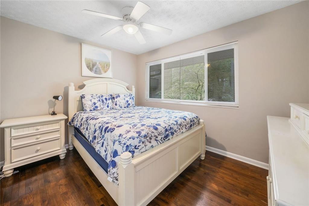 411 10th Street NE Unit 6