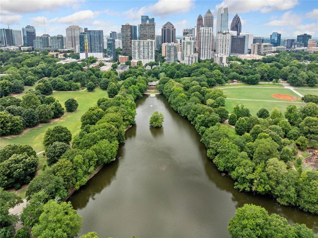 411 10th Street NE Unit 6