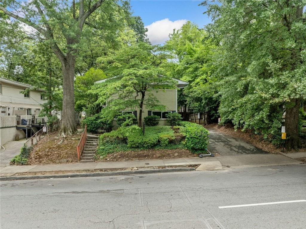 411 10th Street NE Unit 6