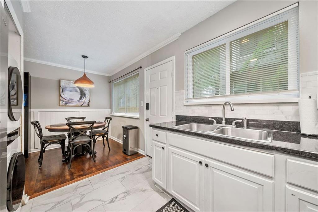 411 10th Street NE Unit 6