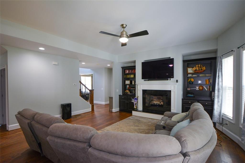 5657 Harbormist Drive